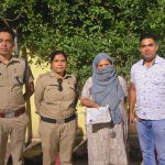 बिग ब्रेकिंग–एसएसपी मीणा के निर्देशन में नशे पर पुलिस की बड़ी कार्यवाही, मशहूर शकीला उर्फ चच्ची 49 ग्राम स्मैक के साथ गिरफ्तार…देखिए वीडियो..