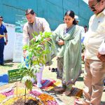 मुख्यमंत्री धामी ने विश्व पर्यावरण दिवस के अवसर पर एक पेड़ मां के नाम अभियान के अंतर्गत पौधारोपण किया