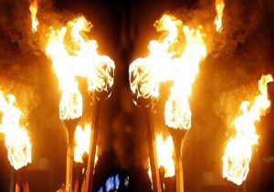 2024_7image_17_10_422485772torchprocession