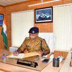 नैनीताल SSP डॉ. मंजूनाथ टी.सी. ने मां नैना देवी के दर्शन कर संभाला कार्यभार, कुशल प्रशासक और कर्मठ अधिकारी के रूप में जानी जाती है डॉ. मंजूनाथ टी.सी. की पहचान…