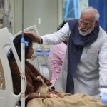 बिग ब्रेकिंग–प्रधानमंत्री नरेंद्र मोदी ने दिखाई संवेदनशीलता, भूटान से लौटते ही दिल्ली कार धमाके के घायलों से अस्पताल में जाकर की मुलाकात…