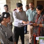 एसआईआर अभियान पर आयुक्त दीपक रावत की सख्ती, बूथों का किया औचक निरीक्षण, बोले–हर नोटिस का समयबद्ध निस्तारण हो, मतदाता न हों परेशान…